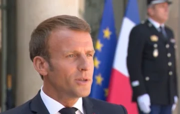 Emmanuel Macron officiellement candidat à la présidentielle.