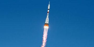 soyouz-ms-17-fusee-lanceur-vaisseau-iss-terre-lune-espace-spatial-russe